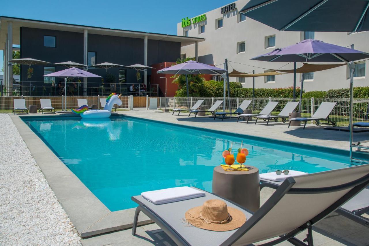 Ibis Styles Pertuis Portes Du Luberon Εξωτερικό φωτογραφία