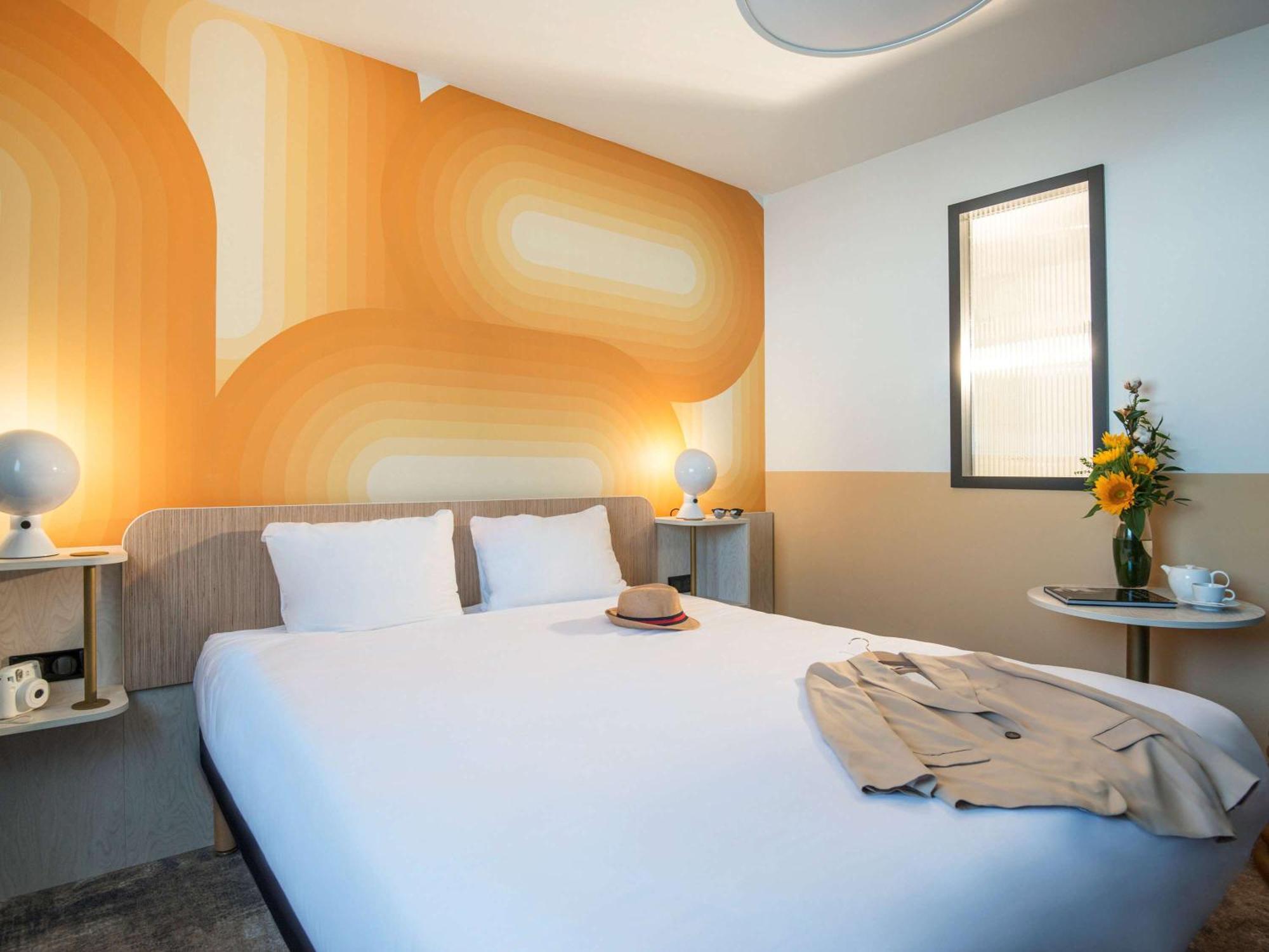 Ibis Styles Pertuis Portes Du Luberon Εξωτερικό φωτογραφία